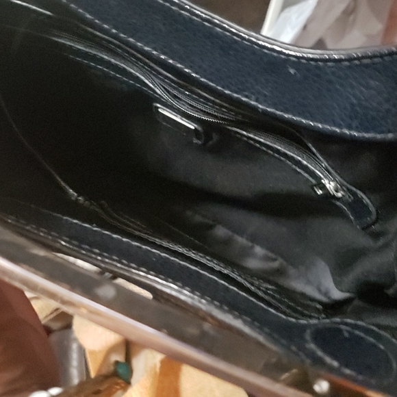 Guess Faux Leather Handbag - Picture 5 of 5